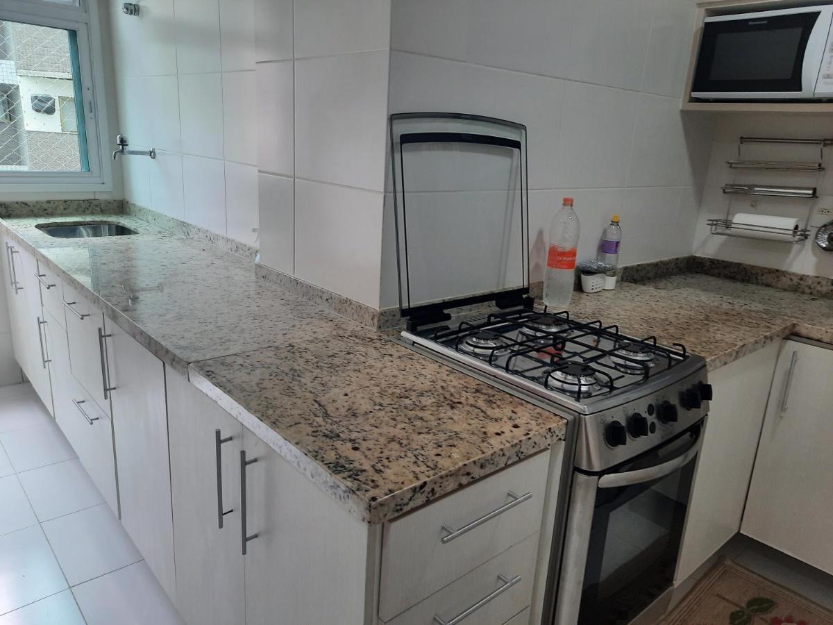 Apartamento Acolhedor Na Praia Do Forte 카보프리우 외부 사진